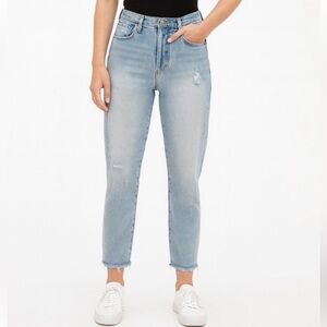 Kensie VINTAGELUXE Distressed Light Wash Jeans 10/30 — Frayed Hem ✨🧵